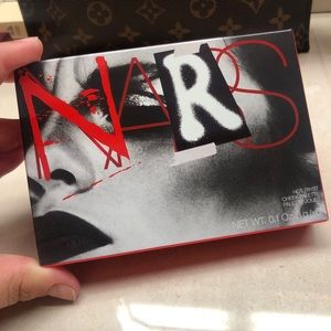 NEW NARS Hot Tryst Palette